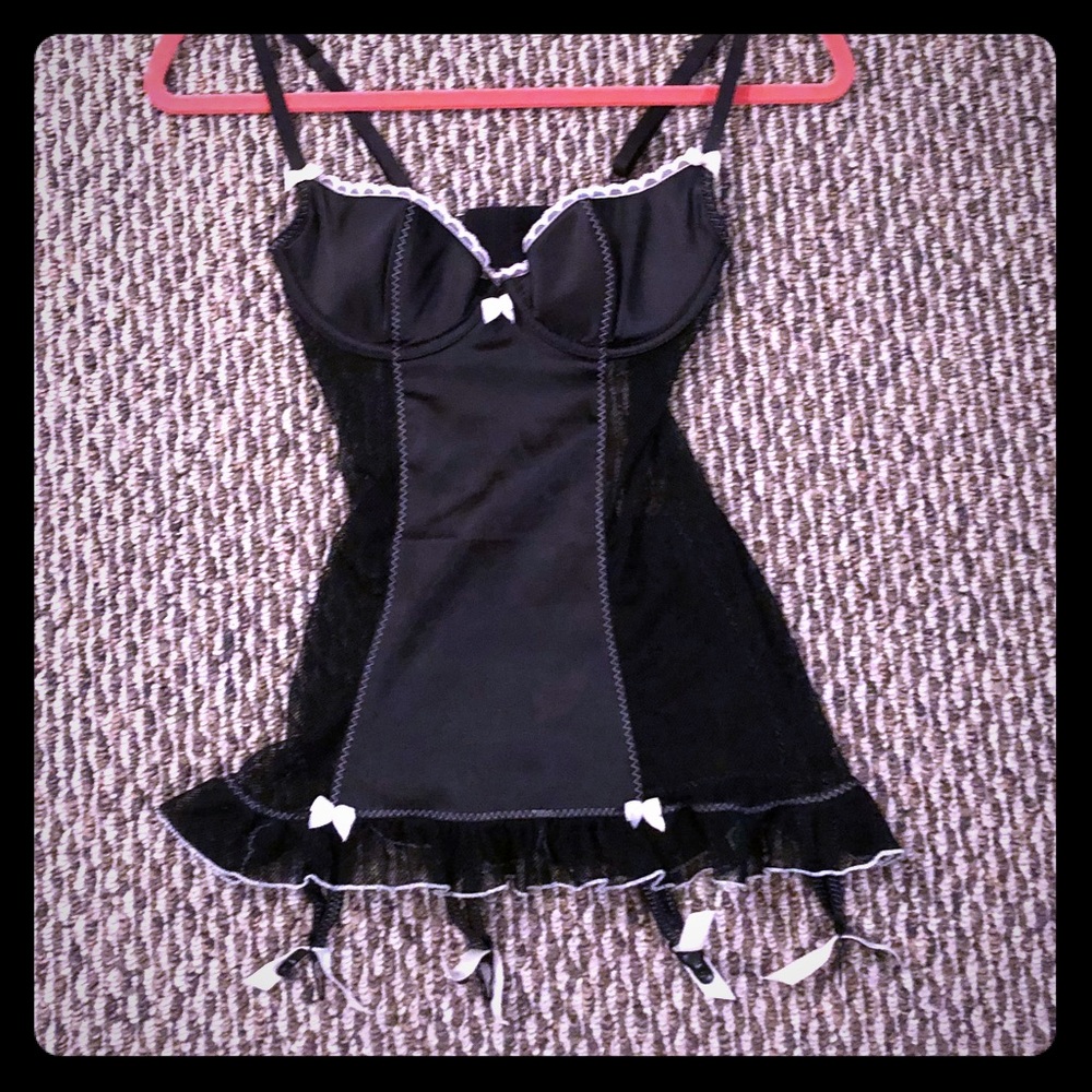 Frederick’s of Hollywood Size M Nightie